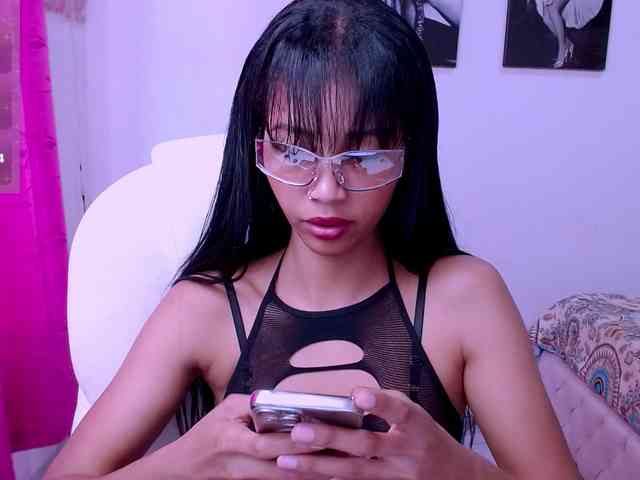 Isa-bailey webcam