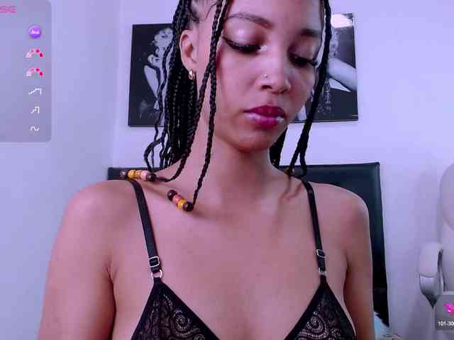 Isabel-hot