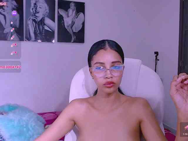 Isabel-hot