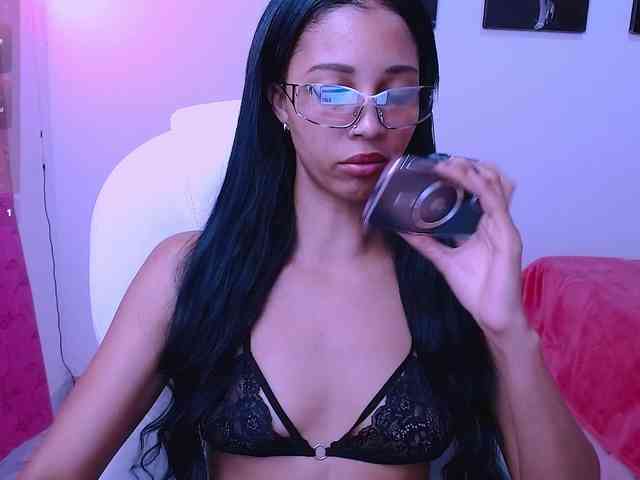 Isa-bailey webcam