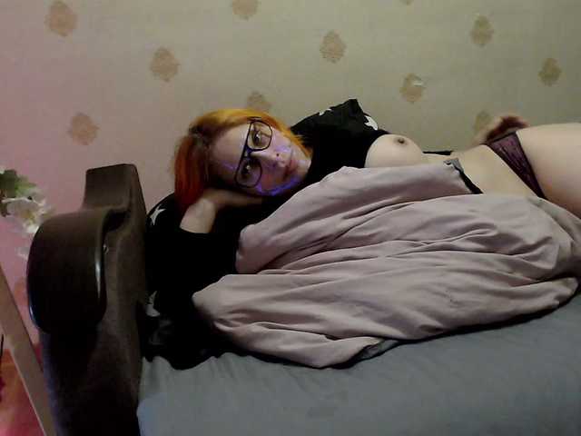HazeRaziel live cam on BongaCams