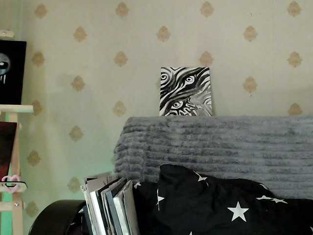 HazeRaziel's BongaCams show and profile