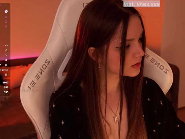Arisha-w, live now on BongaCams