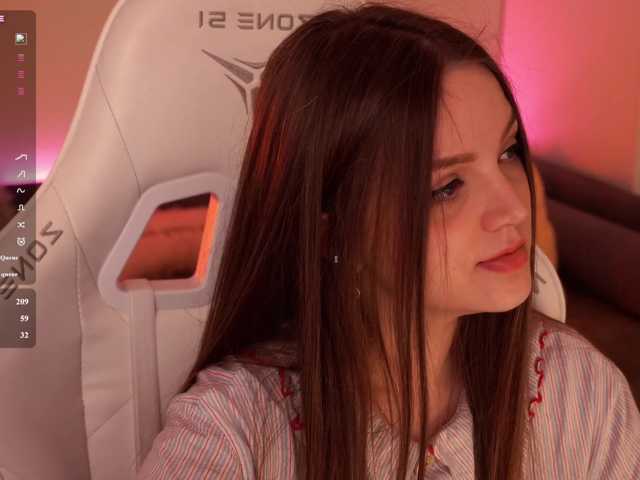 Arisha-w live cam on BongaCams