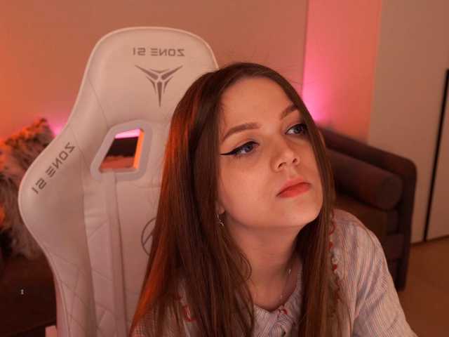 Arisha-w live cam on BongaCams
