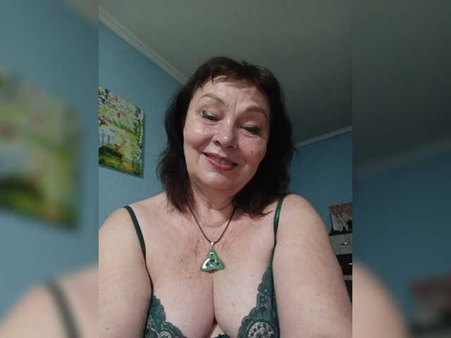 asya18 Live Cam and Statistics on UnifiedCams