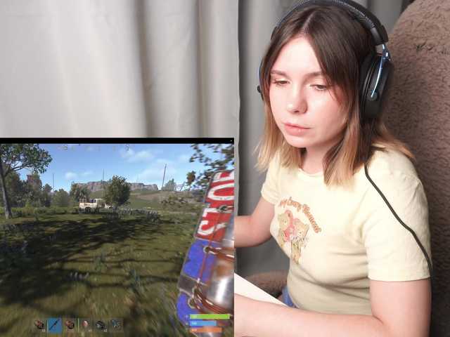BaeBunny live webcam show