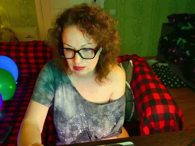 MeganIris live cam on BongaCams