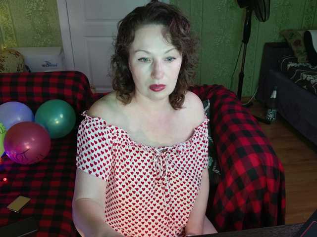 MeganIris live cam on BongaCams