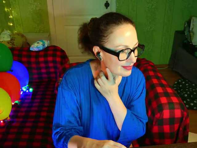 MeganIris live cam on BongaCams