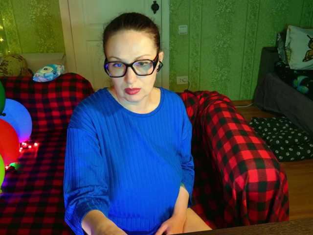 MeganIris live cam on BongaCams