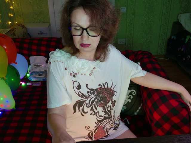 MeganIris live cam on BongaCams