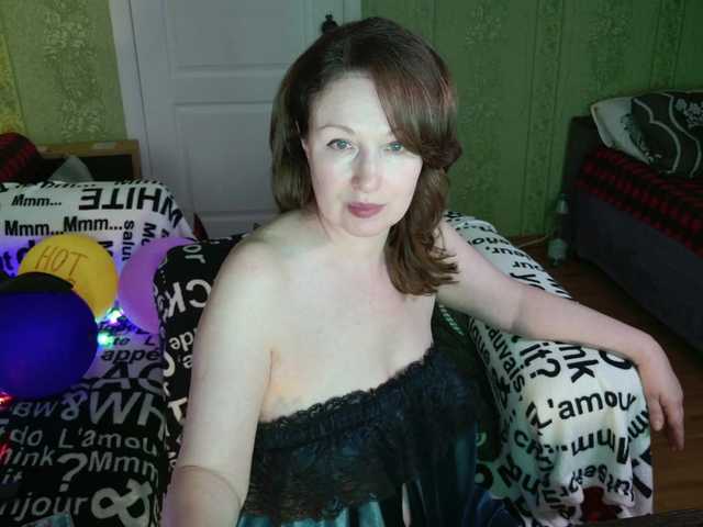 MeganIris live cam on BongaCams