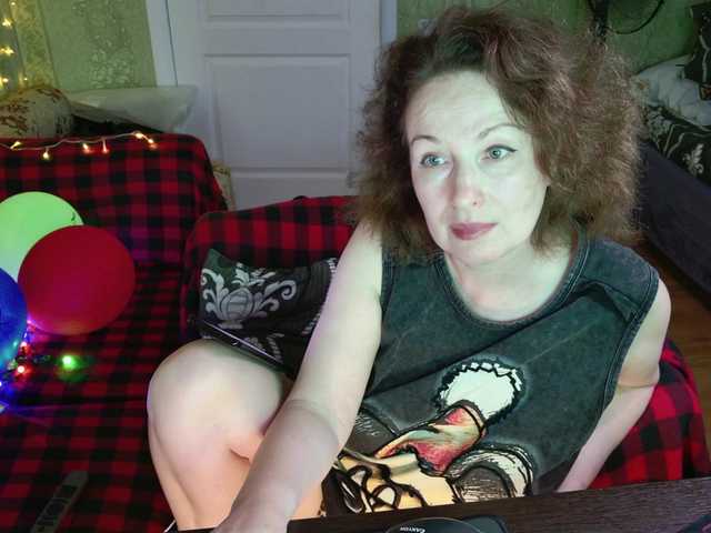 MeganIris live cam on BongaCams