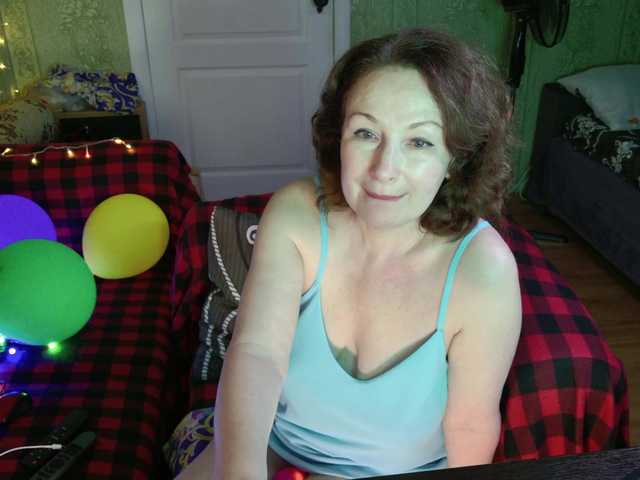 meganiris cam belle