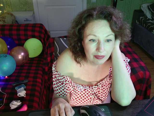 MeganIris live cam on BongaCams