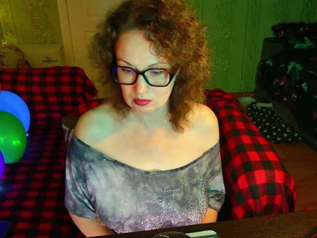 MeganIris live cam on BongaCams