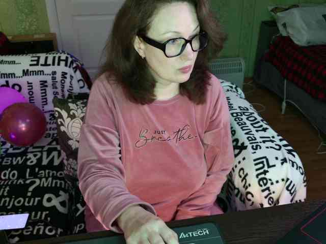 MeganIris webcam