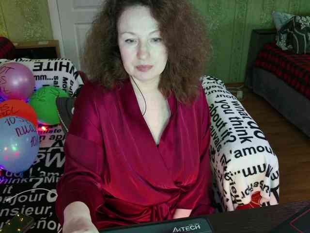 MeganIris webcam