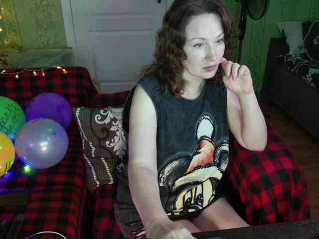MeganIris webcam