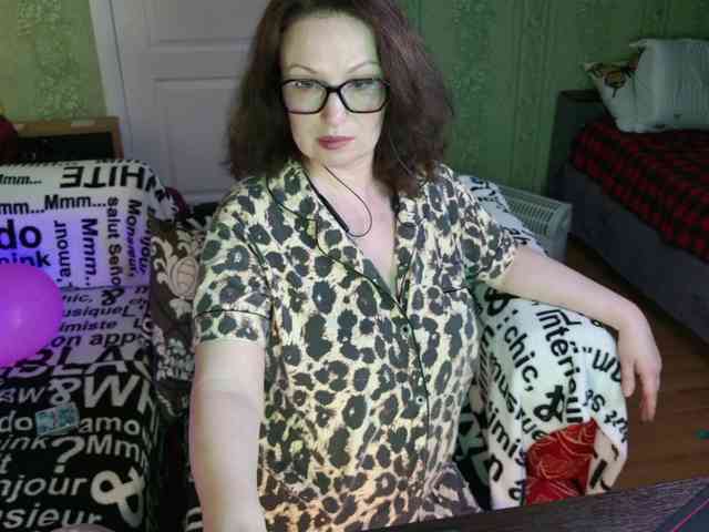 MeganIris webcam