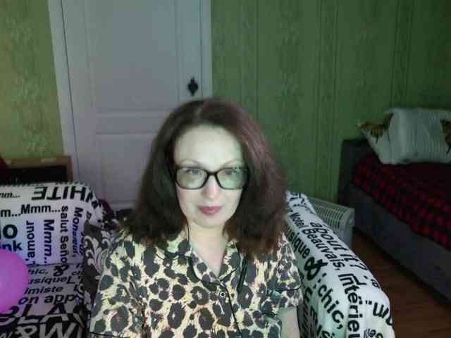MeganIris webcam