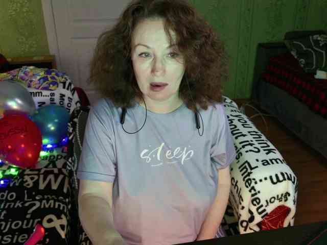 MeganIris webcam