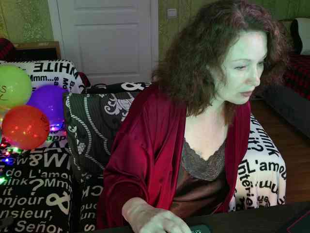 MeganIris webcam