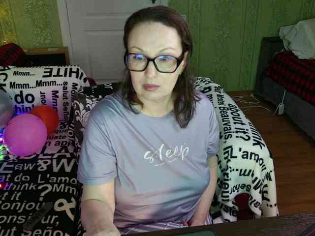 MeganIris webcam