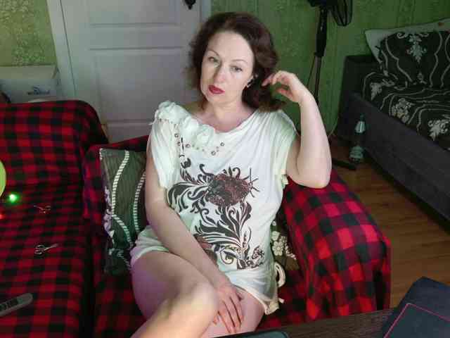 MeganIris webcam