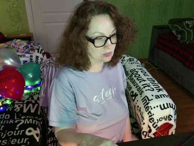 MeganIris webcam
