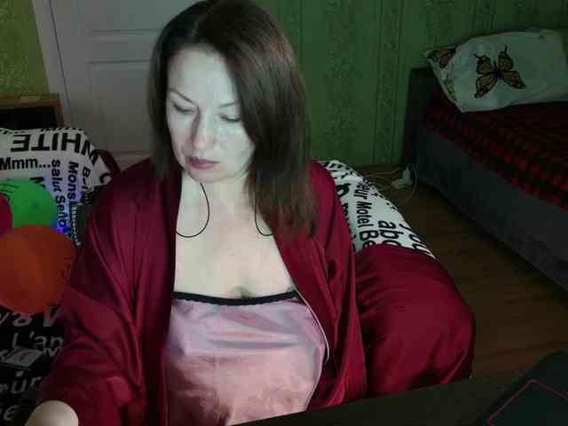 MeganIris webcam