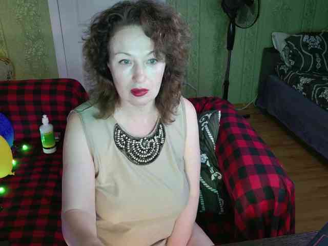 MeganIris webcam