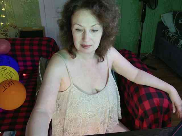 MeganIris webcam