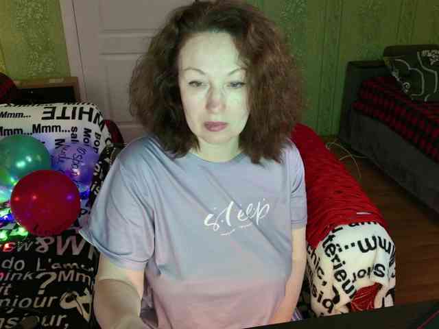 MeganIris webcam