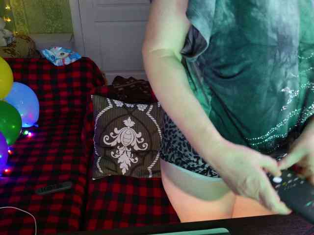 MeganIris webcam
