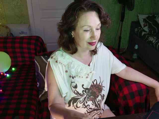 MeganIris webcam