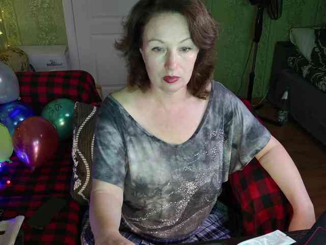 MeganIris webcam