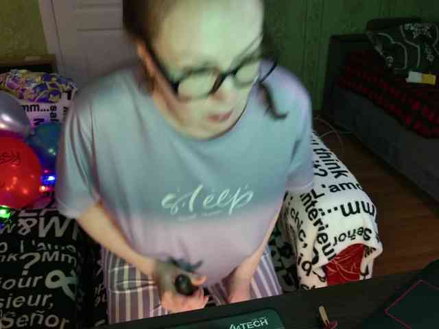 MeganIris webcam
