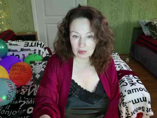 MeganIris webcam