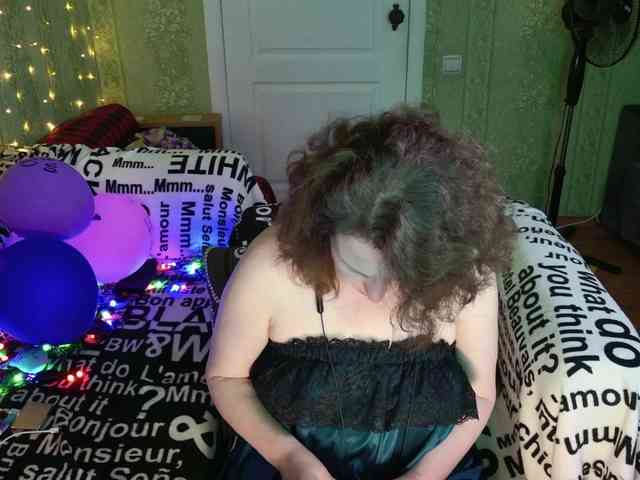 MeganIris webcam