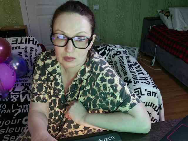 MeganIris webcam