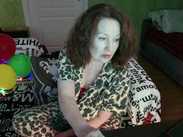 MeganIris webcam