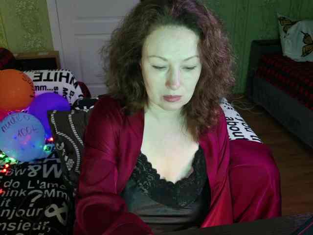 MeganIris webcam