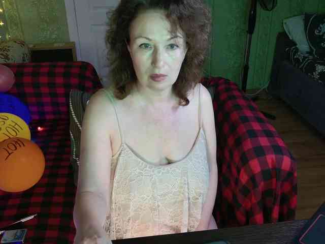 MeganIris webcam