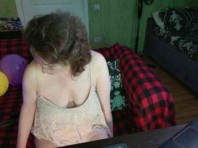 MeganIris webcam