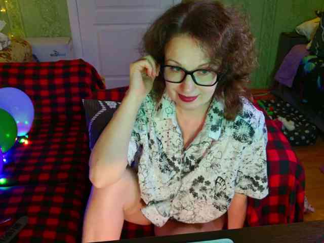 MeganIris webcam