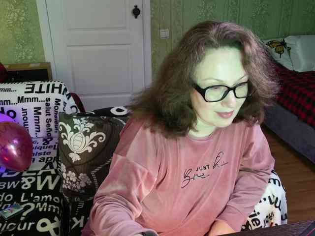 MeganIris webcam