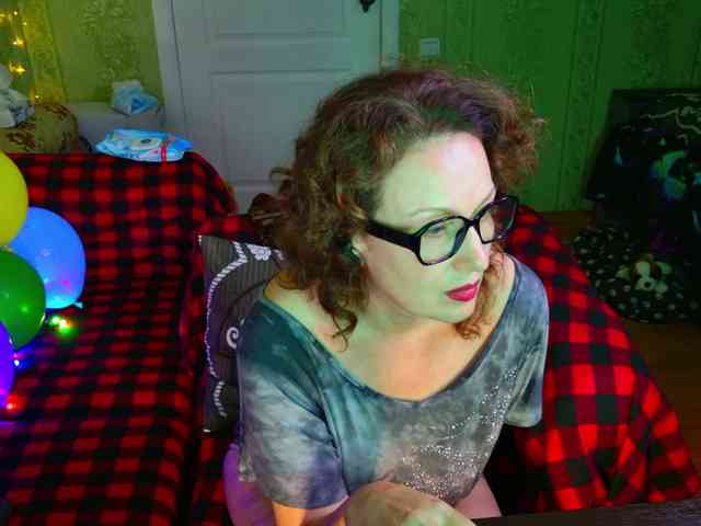 MeganIris webcam