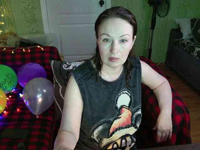 MeganIris webcam